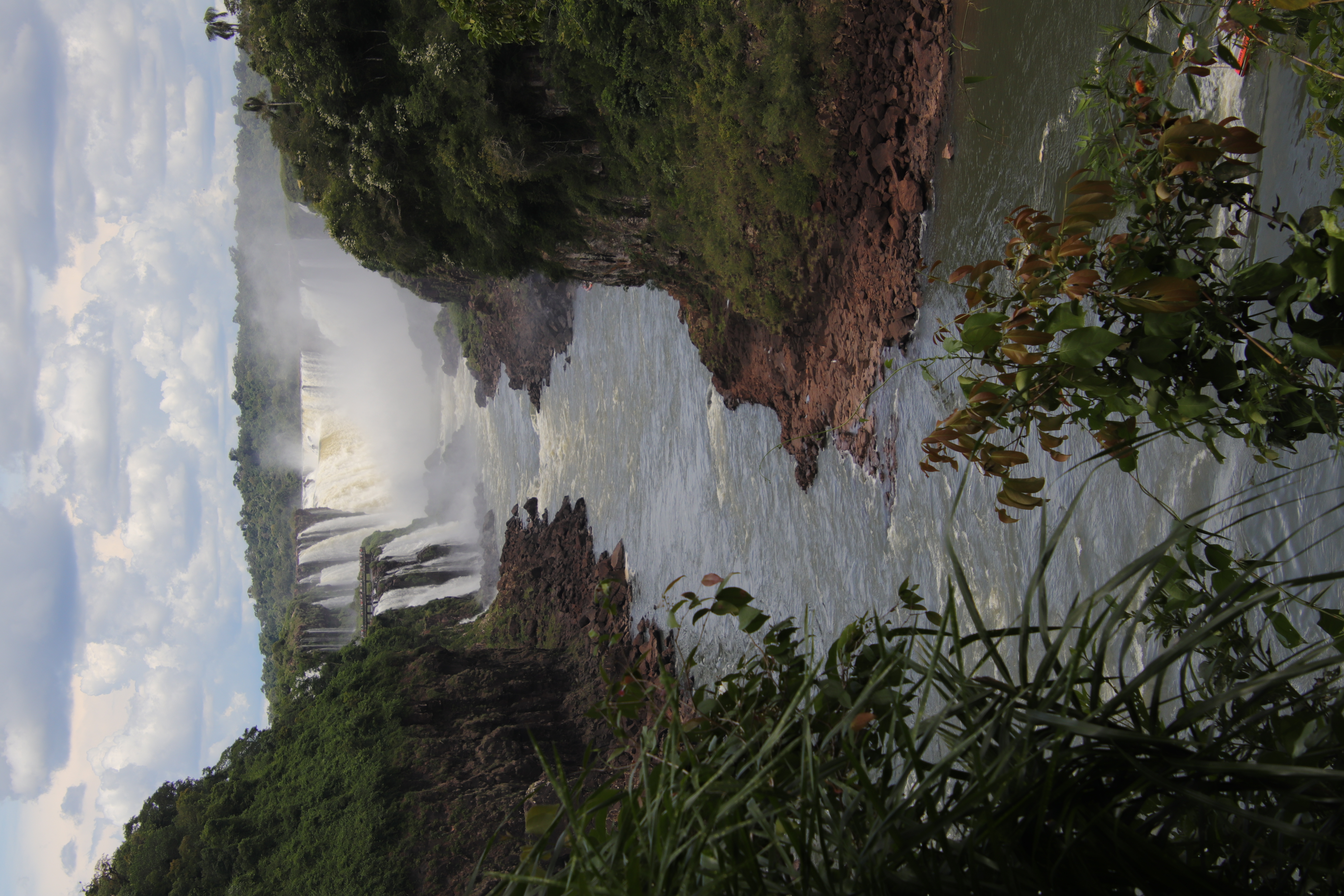 Devil&rsquo;s Throat from lower Falls trail