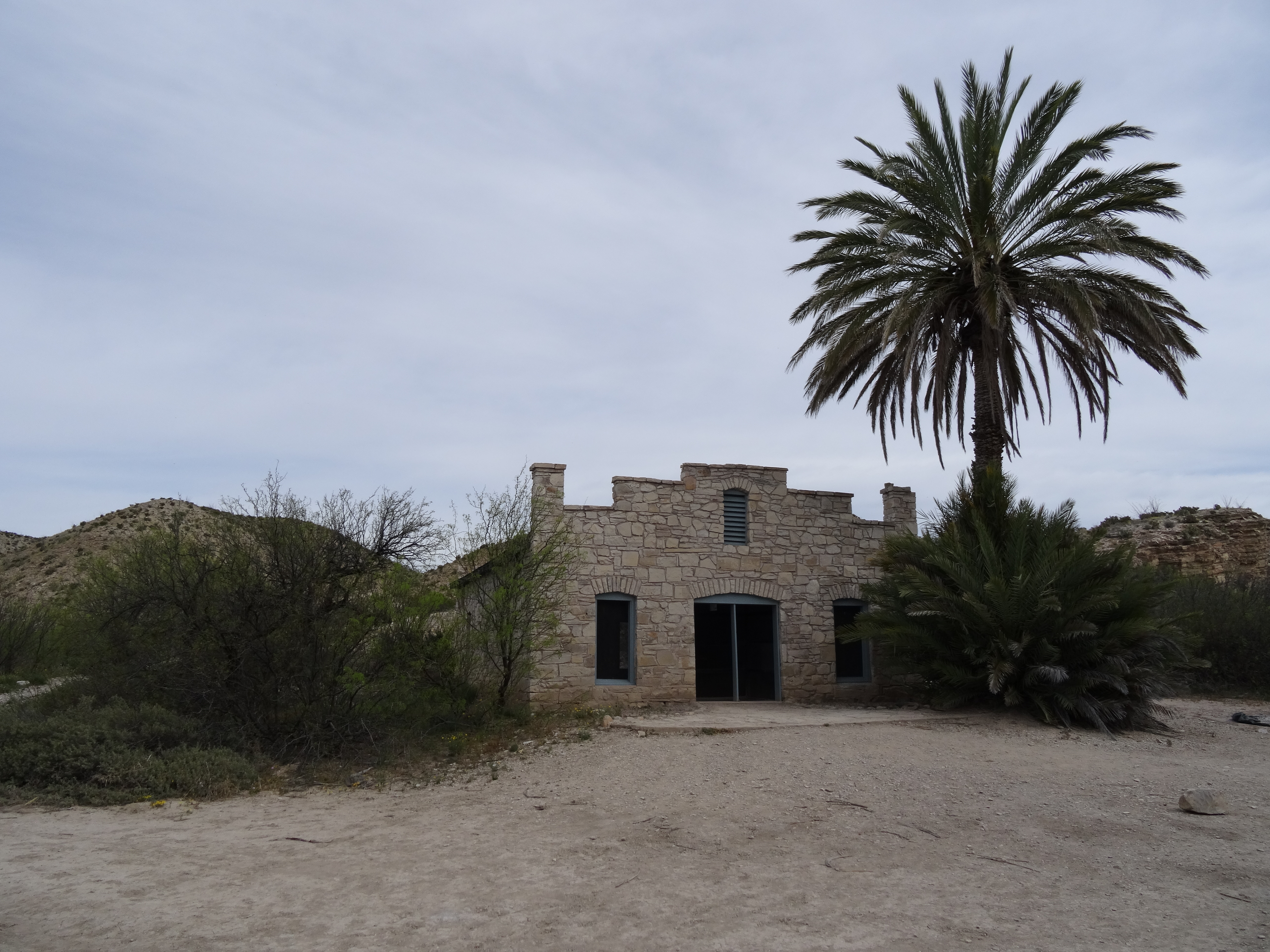 Abandoned hot springs store