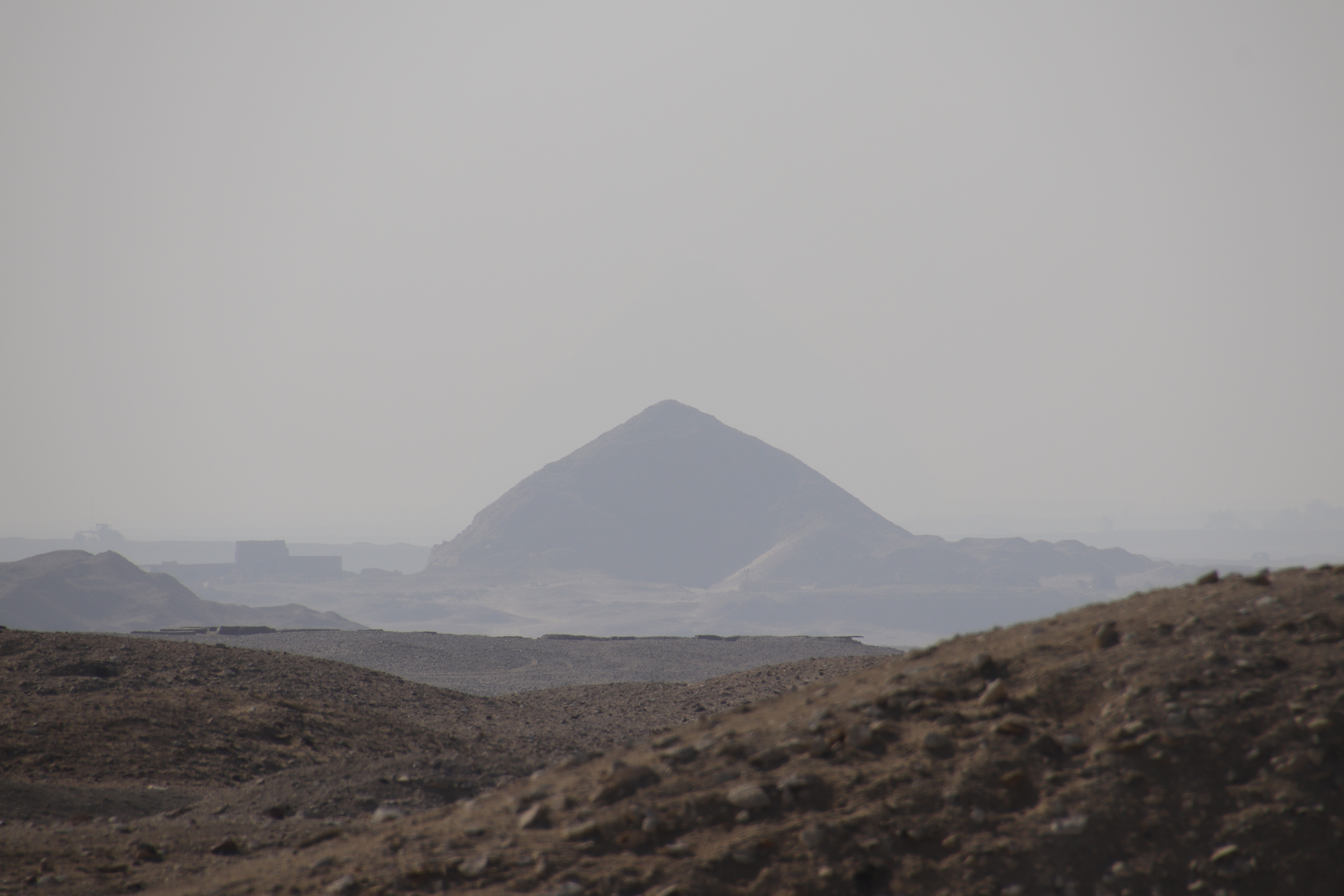 Sneferu&rsquo;s bent pyramid