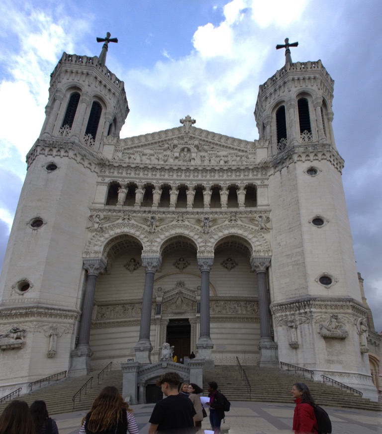 Basilica steps