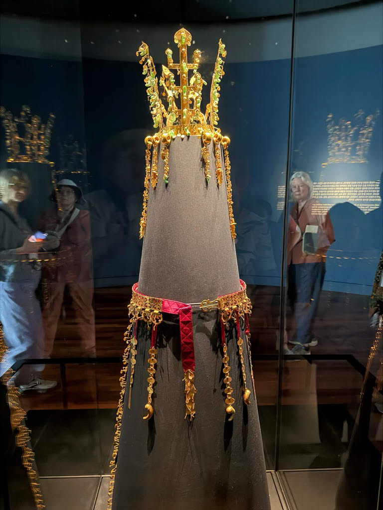 Crown and Belt