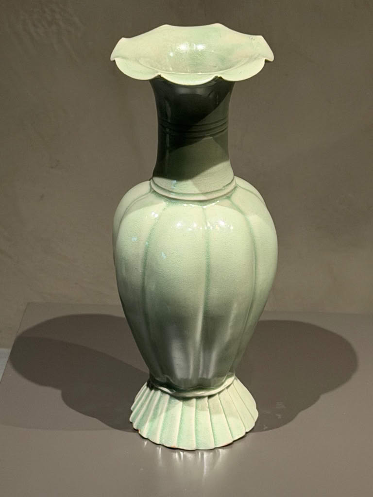 12th century Goryeo Celadon Vase