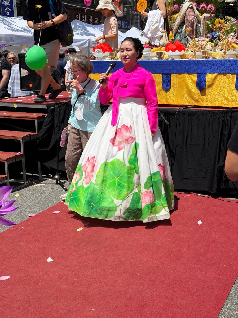 Singer wearing a Hanbok