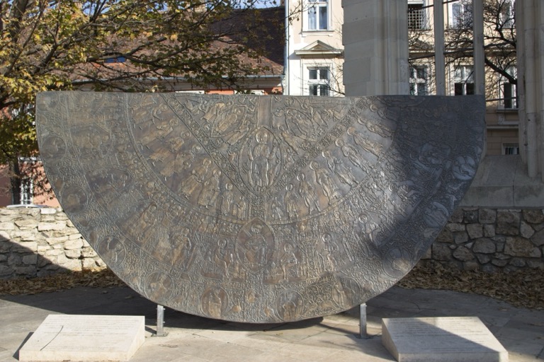 Sculpture of the Coronation Mantle of Hungarian Kings