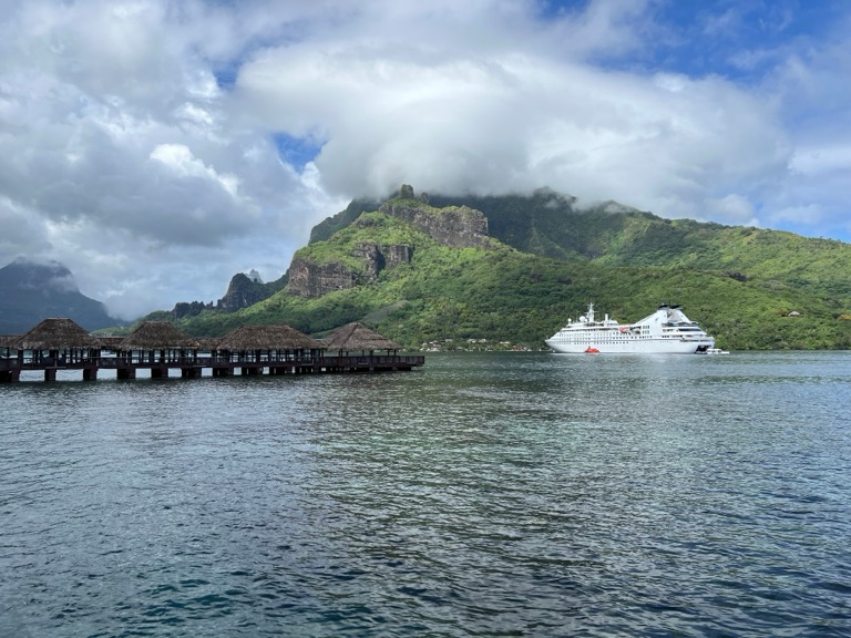 Our Ship in Cook&rsquo;s Bay