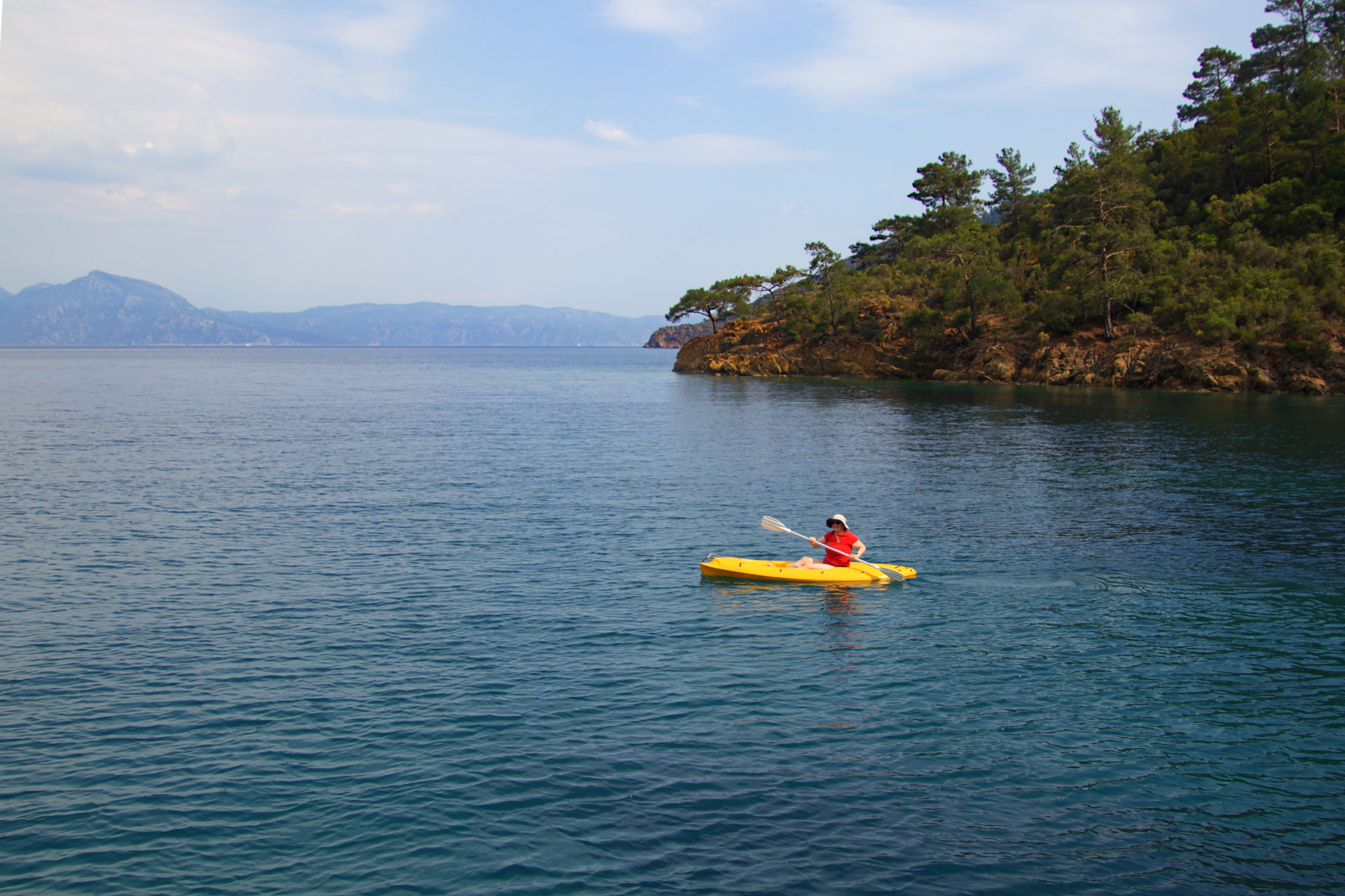 Donna kayaking